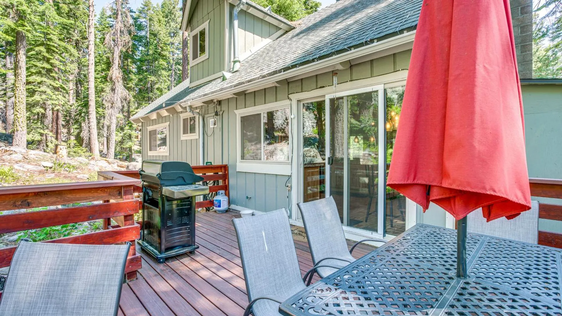 Casa vacanze Private Tahoe Mtn Cabin Backing To The Forest! South Lake Tahoe Stati Uniti