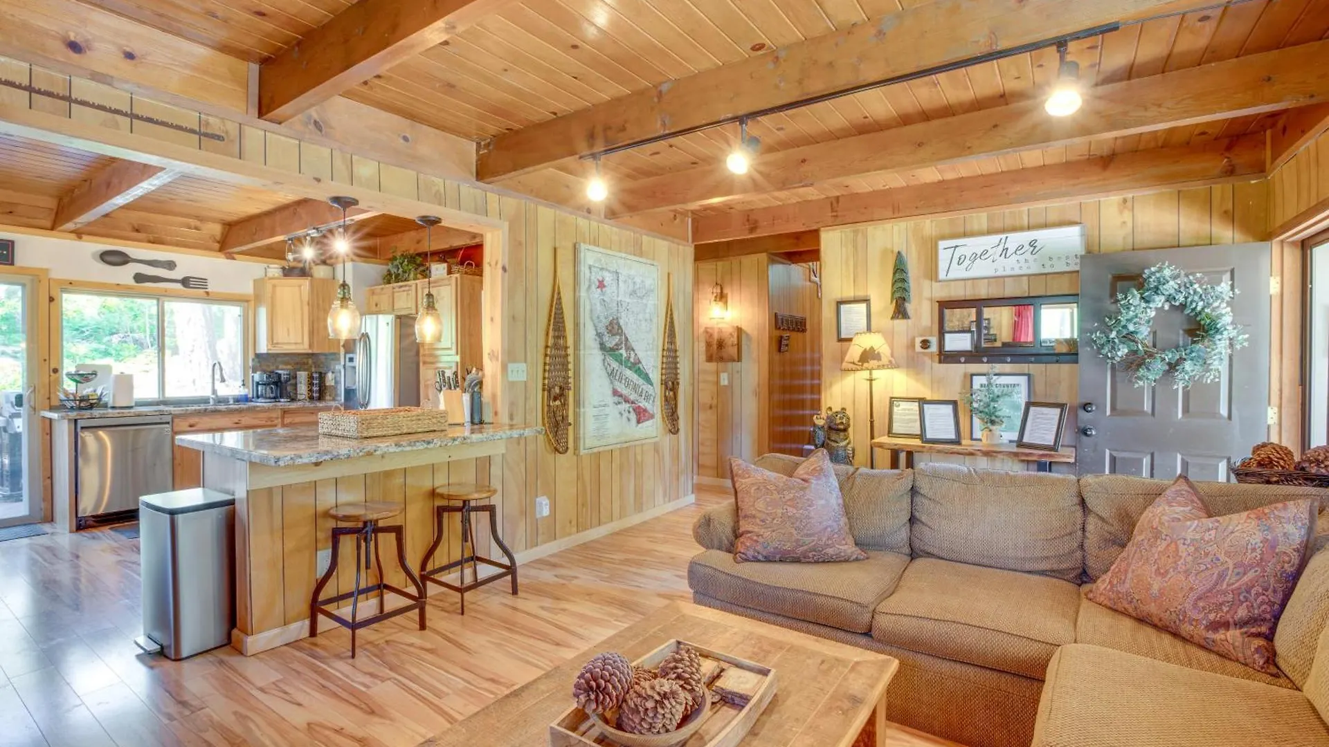 Casa vacanze Private Tahoe Mtn Cabin Backing To The Forest! South Lake Tahoe Stati Uniti