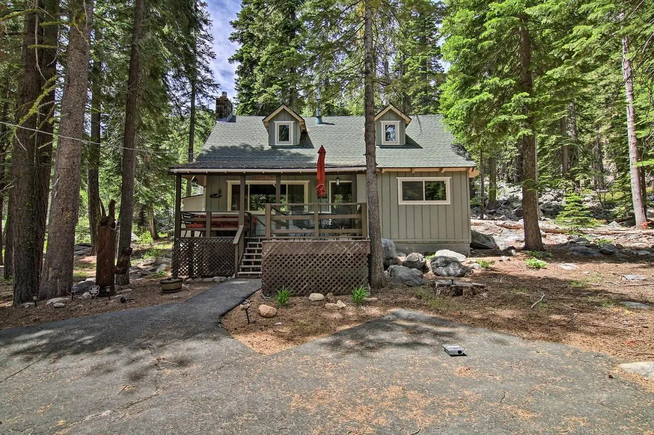Private Tahoe Mtn Cabin Backing To The Forest! South Lake Tahoe